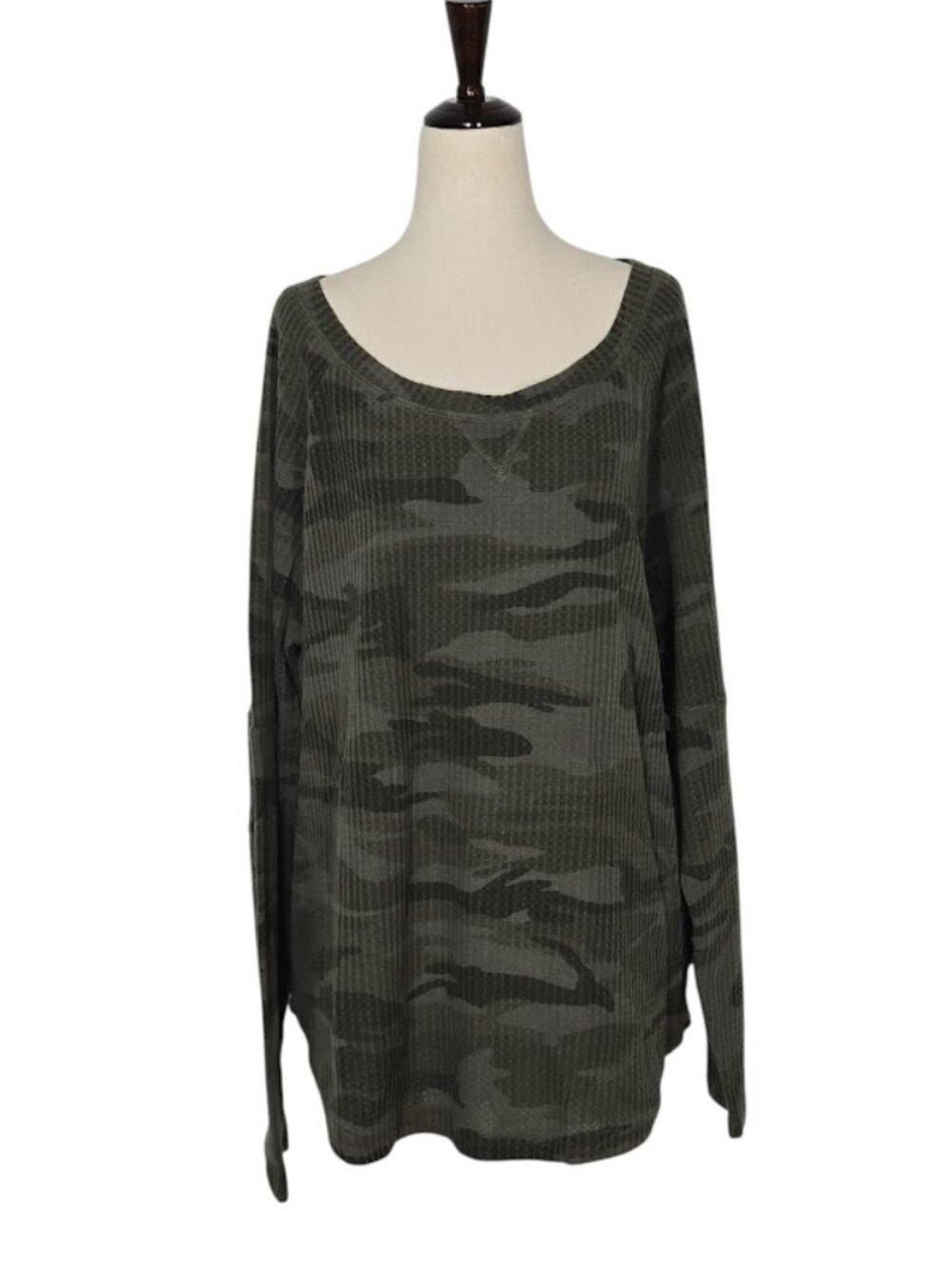 SWEET ROMEO Women's 3X Green Camo Waffle Knit Thermal Pullover Tunic Top NWT